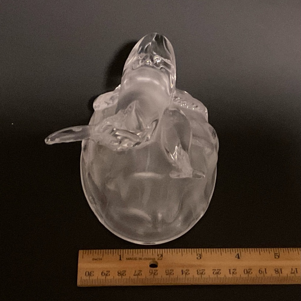 Vintage Crystal Art Glass Whale Calf Baby Figure Cristal D'Arques Small Statue - Picture 8 of 8